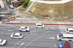 10/9　鹿島街道の崖崩れ事故から1年以上を経て、暫定4車線通行が再開