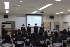 2/3　いわきコンピュータ・カレッジで卒業研究発表会